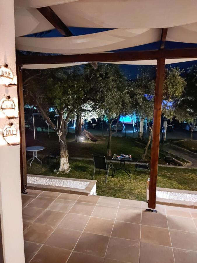 Smaragdi Apartment Pefkari